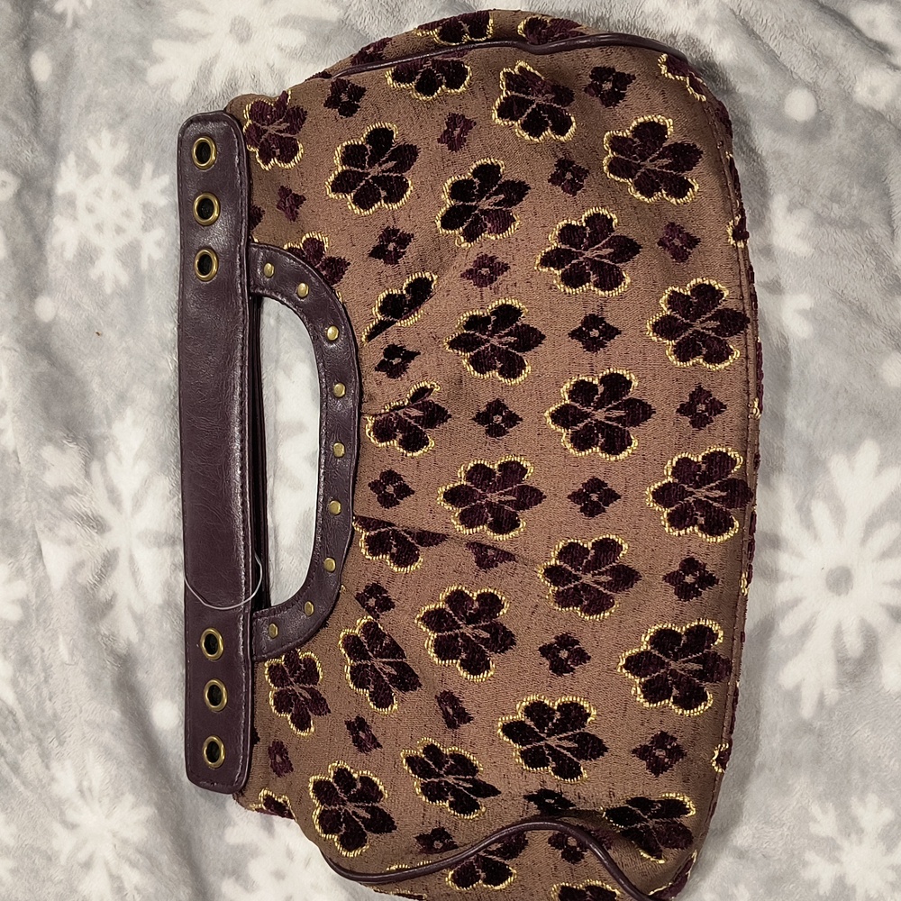Apt 9 Fabric handbag, NWT, magnetic closure, Purple trim, flocked fabric body